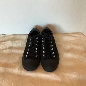 Converse black/gold size 9